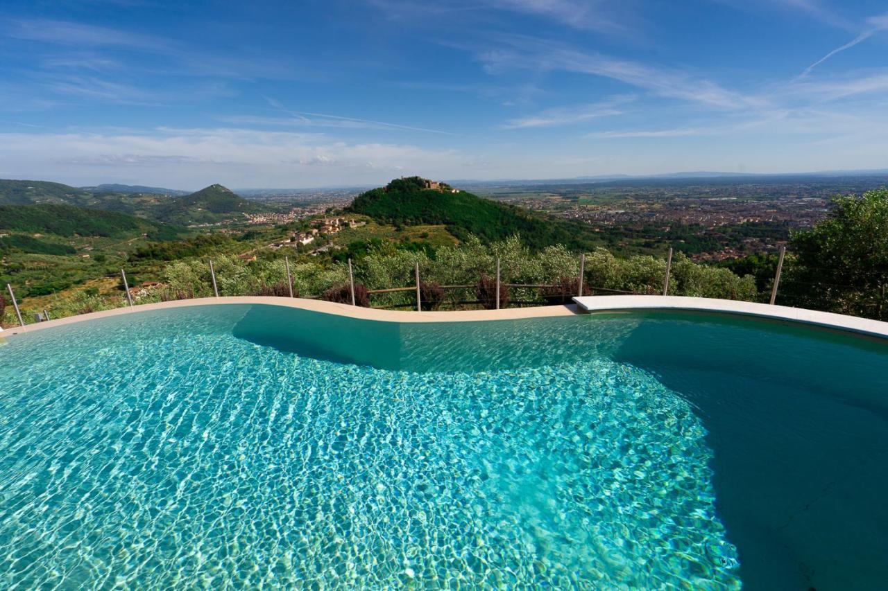 Casa Loretta, Your Luxurious Getaway With Stunning Views Nievole Exterior photo
